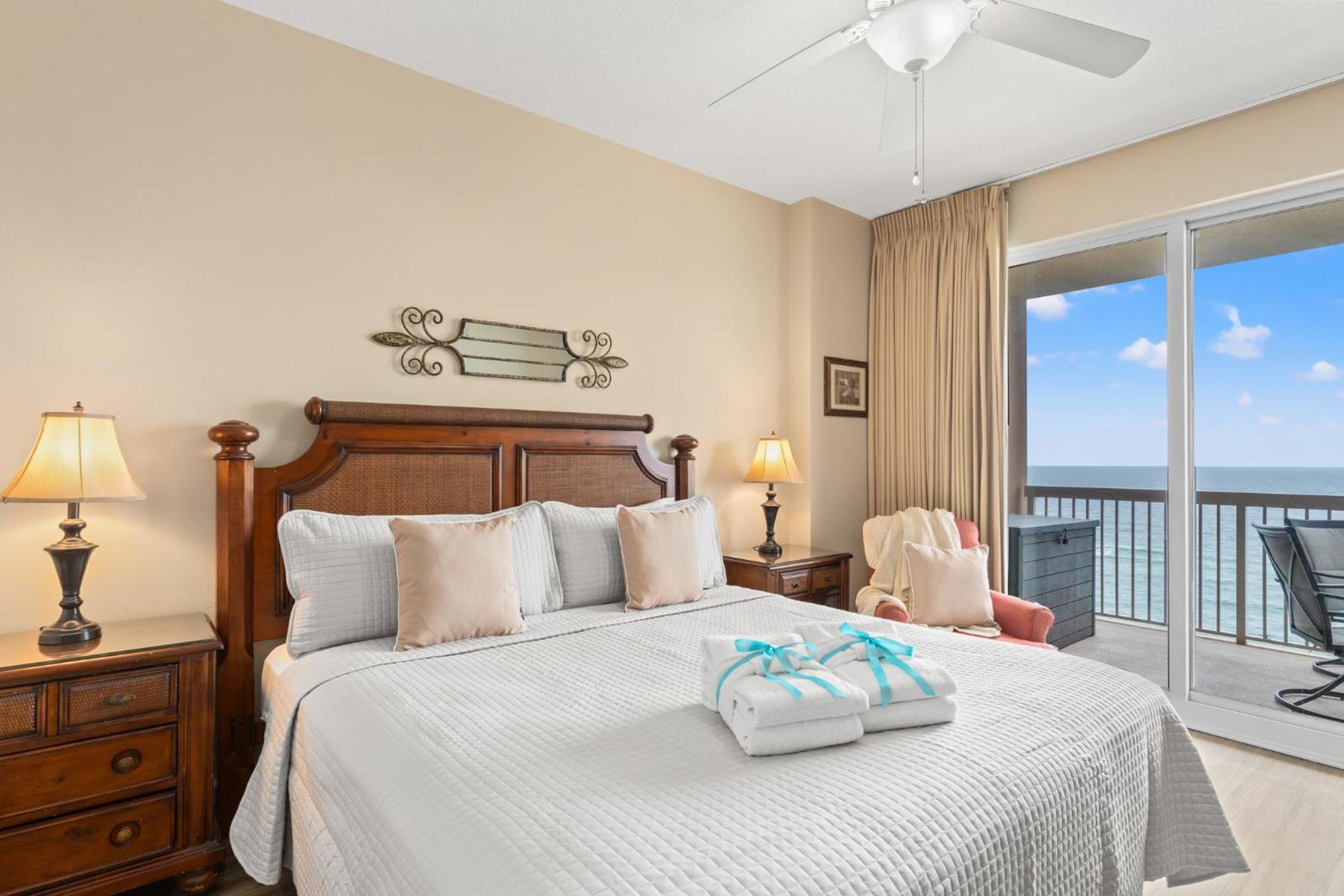 Gulf Front Master Br In Sunrise With Amazing Views! Sleeps 7! Holiday home