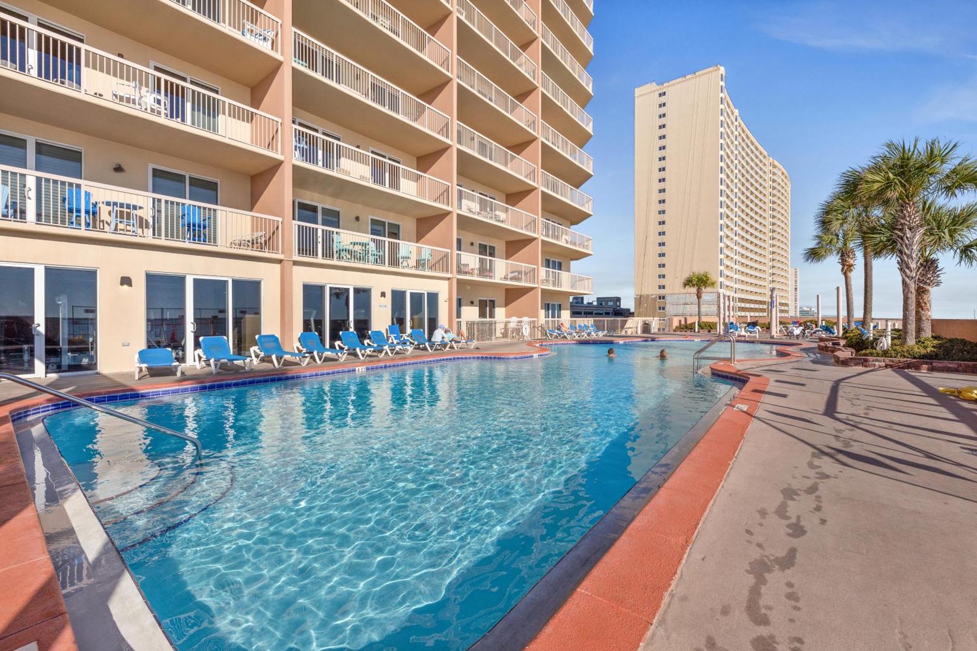 Gulf Front Master Br In Sunrise With Amazing Views! Sleeps 7! Holiday home